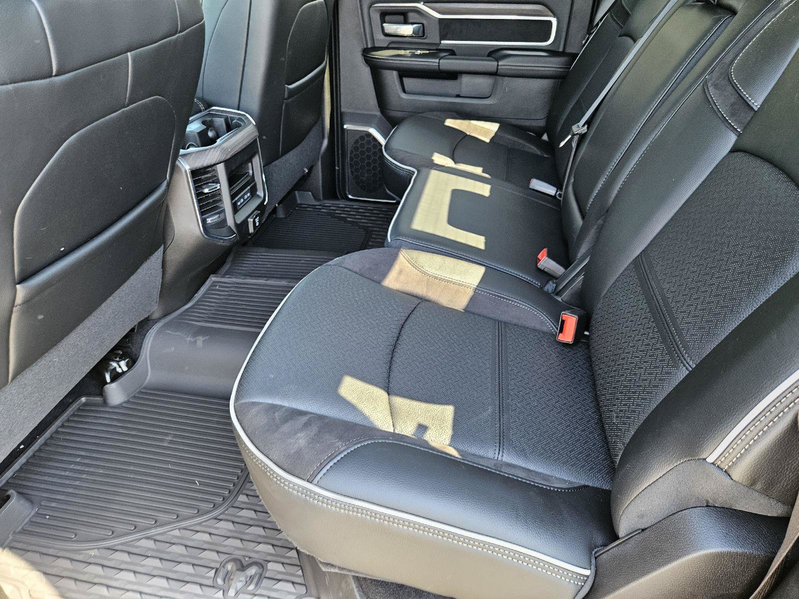 New 2027 RAM 3500 Laramie AWD/4WD image 19