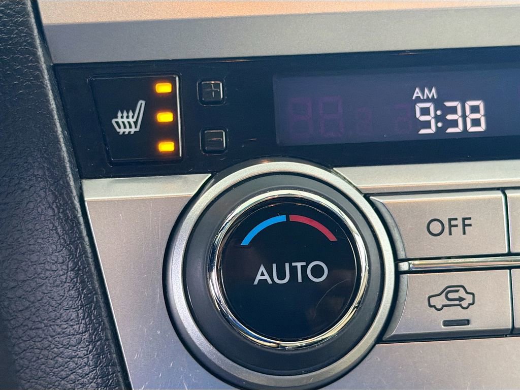 Used 2017 Subaru Outback 2.5i Premium image 20