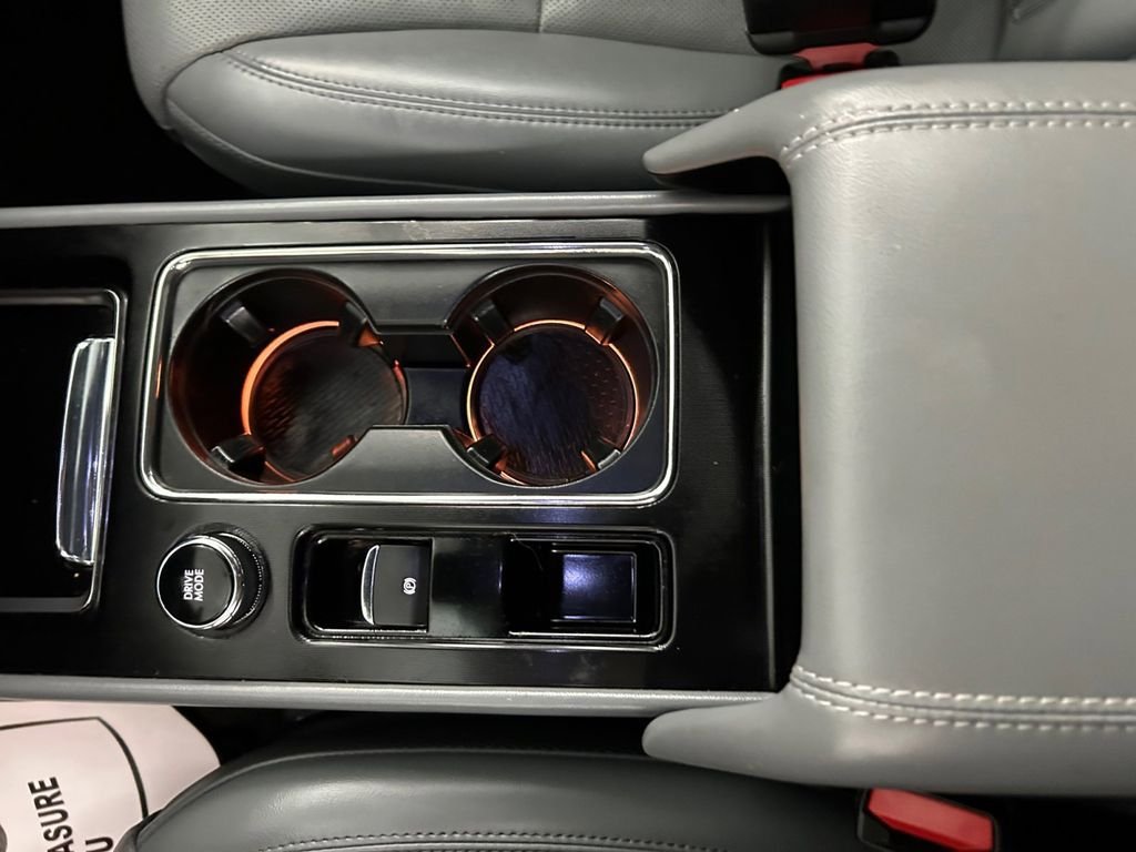 Used 2021 Lincoln Corsair FWD w/ Premium Package image 23