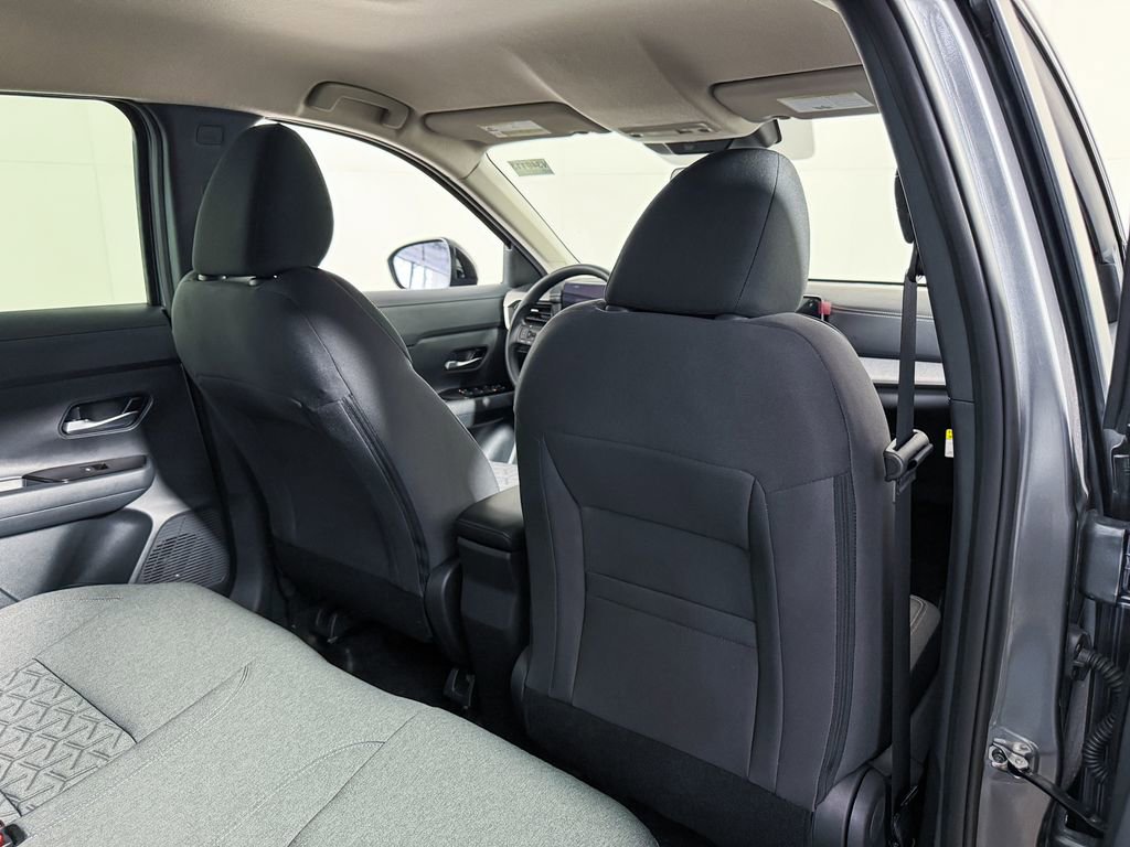 Certified 2026 Nissan Kicks SV w/ Cold Weather Package image 39