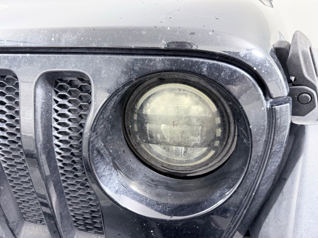 Used 2018 Jeep Wrangler Unlimited Sport S image 26