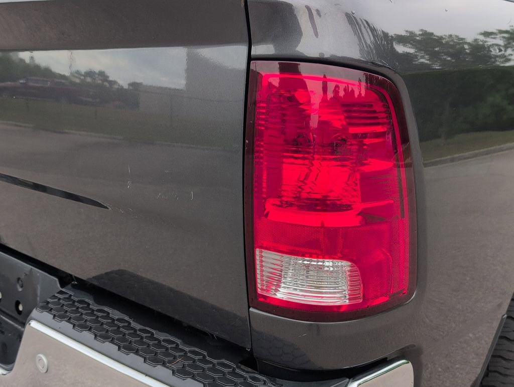 Used 2017 RAM 1500 Lone Star AWD/4WD image 7