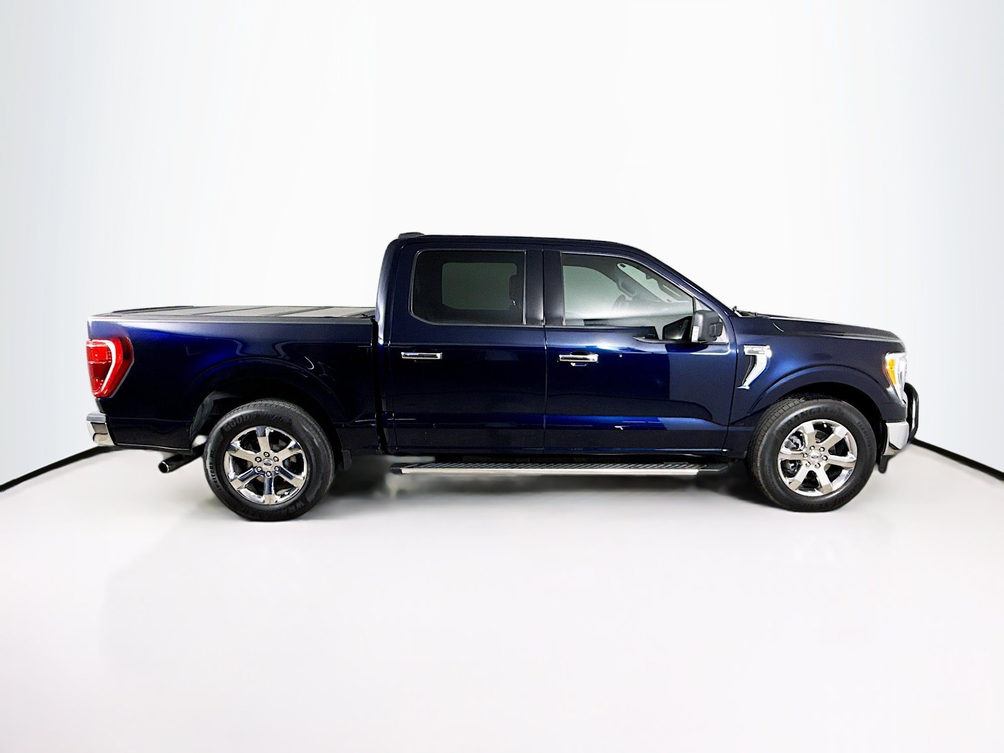 Used 2023 Ford F150 XLT w/ Equipment Group 302A High RWD image 2