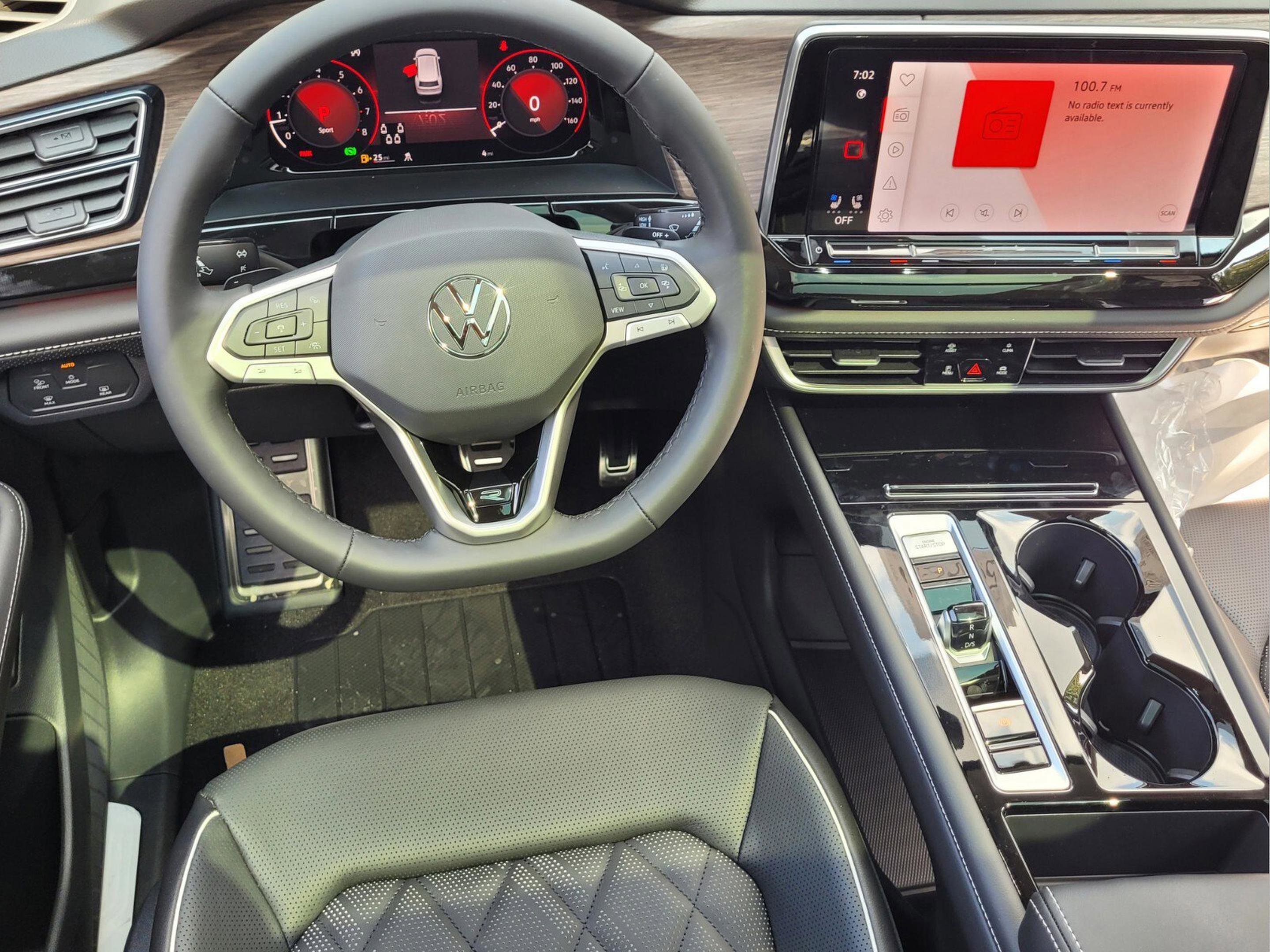 New 2026 Volkswagen Atlas SEL Premium R-Line image 13