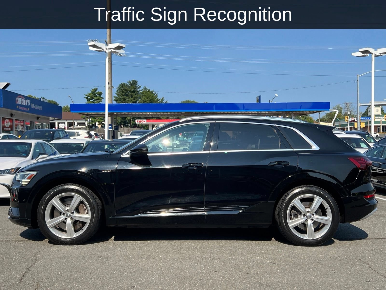 Used 2019 Audi e-tron Prestige w/ Prestige Package AWD/4WD image 16