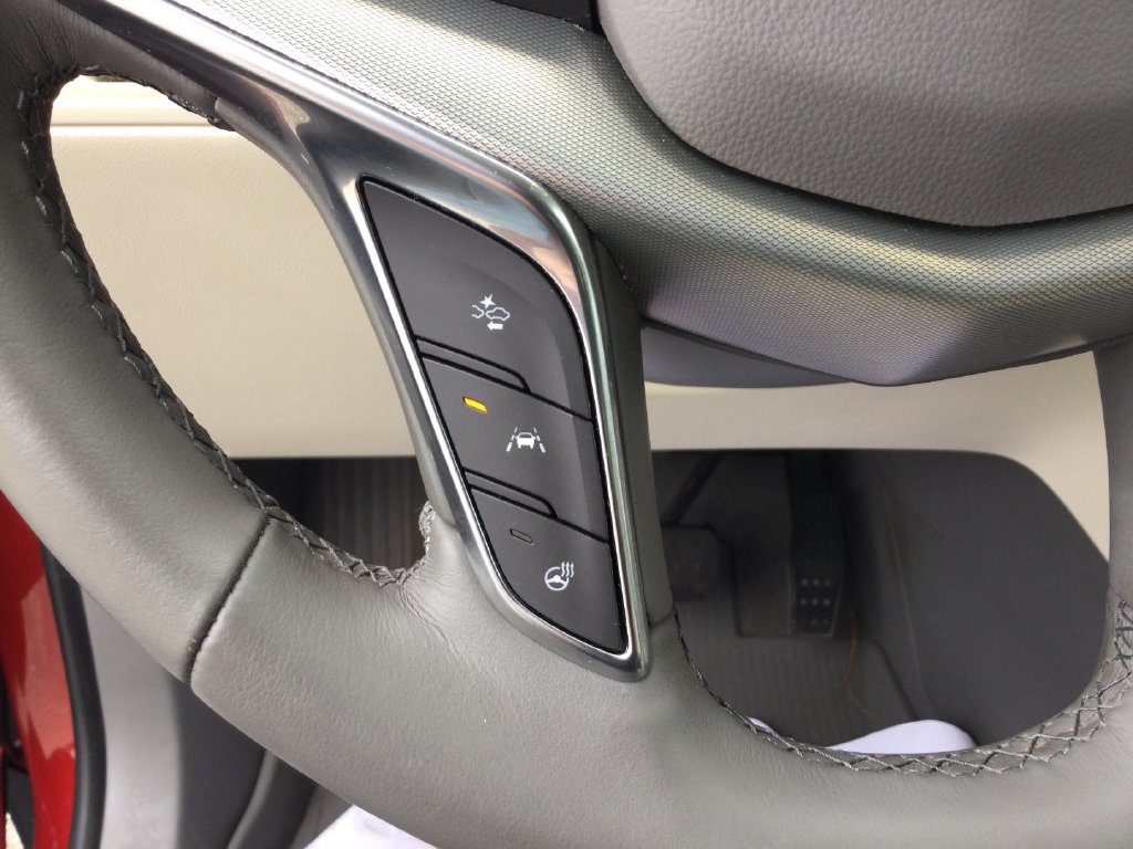 Used 2024 Cadillac XT5 Premium Luxury w/ LPO, Floor Liner Package FWD image 20