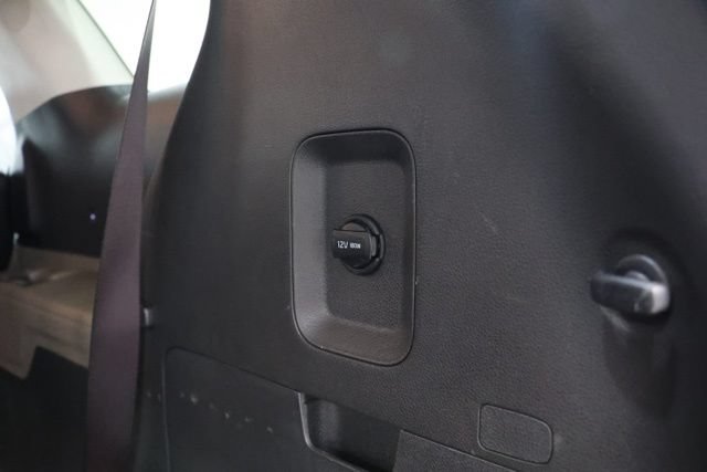 Used 2025 Kia Carnival FWD image 37