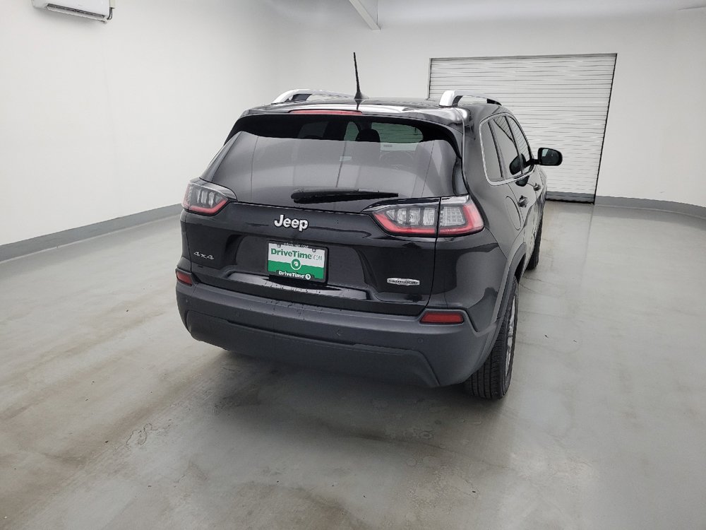 Used 2019 Jeep Cherokee Latitude Plus w/ Cold Weather Group AWD/4WD image 7