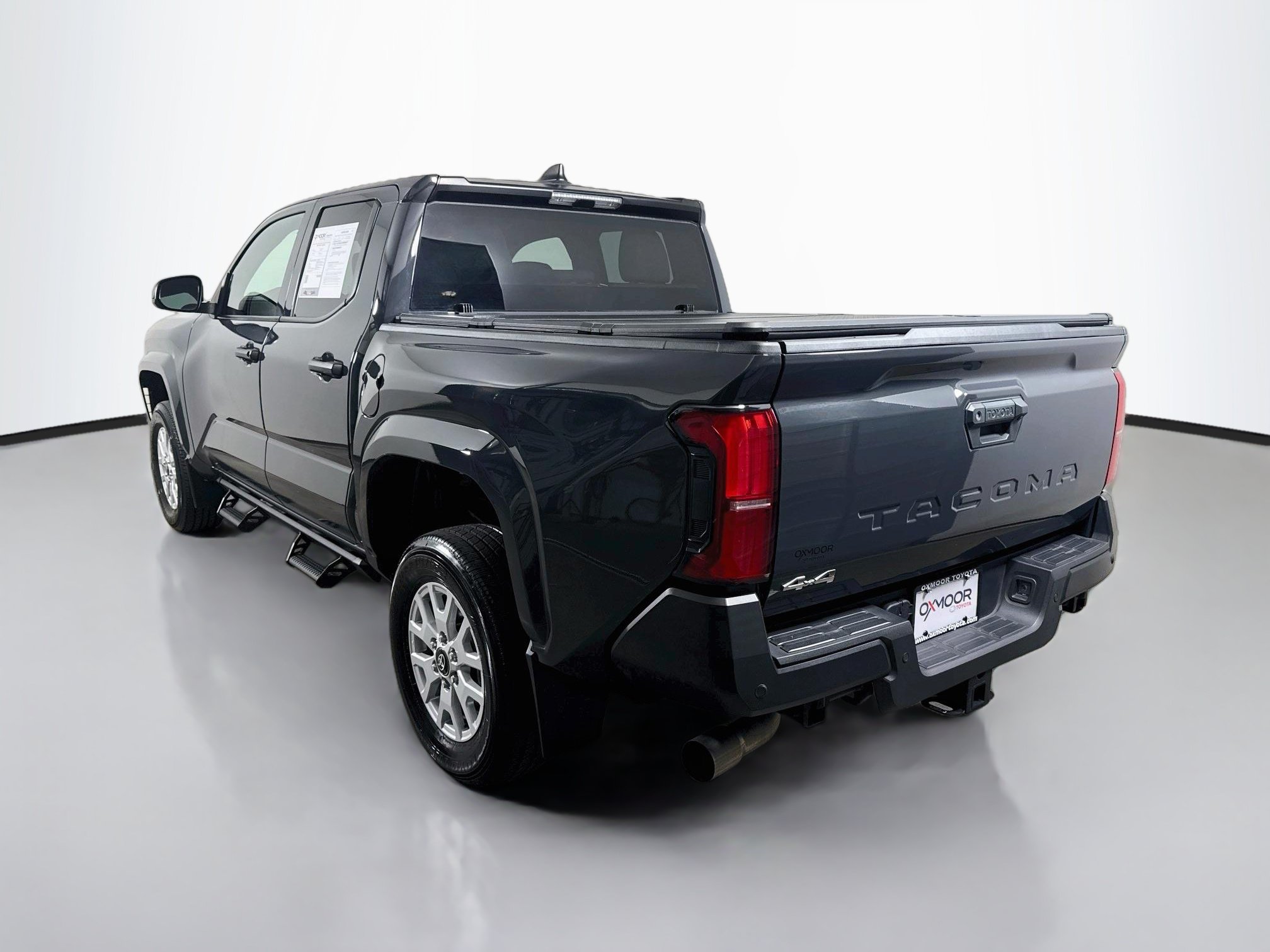 Certified 2024 Toyota Tacoma SR w/ SR Upgrade Package AWD/4WD image 5