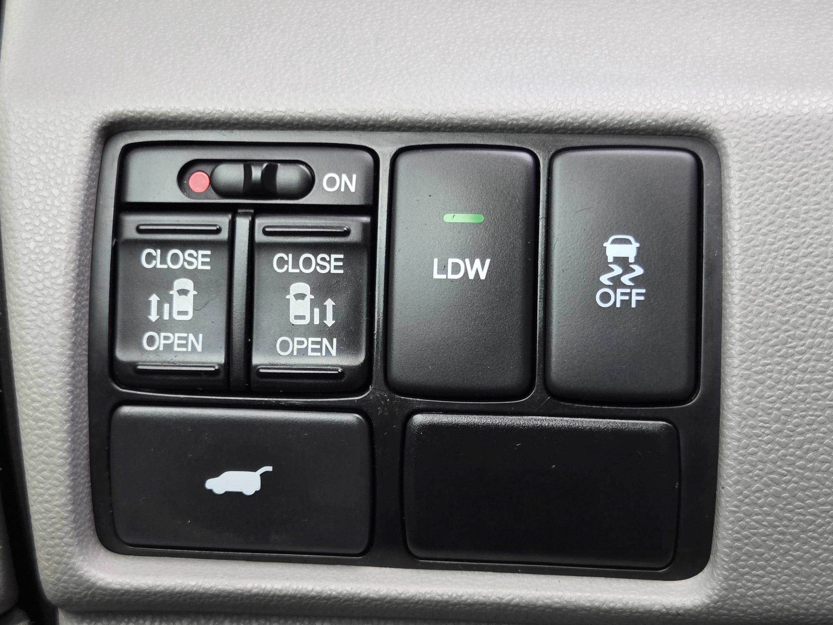 Used 2015 Honda Odyssey EX-L image 18