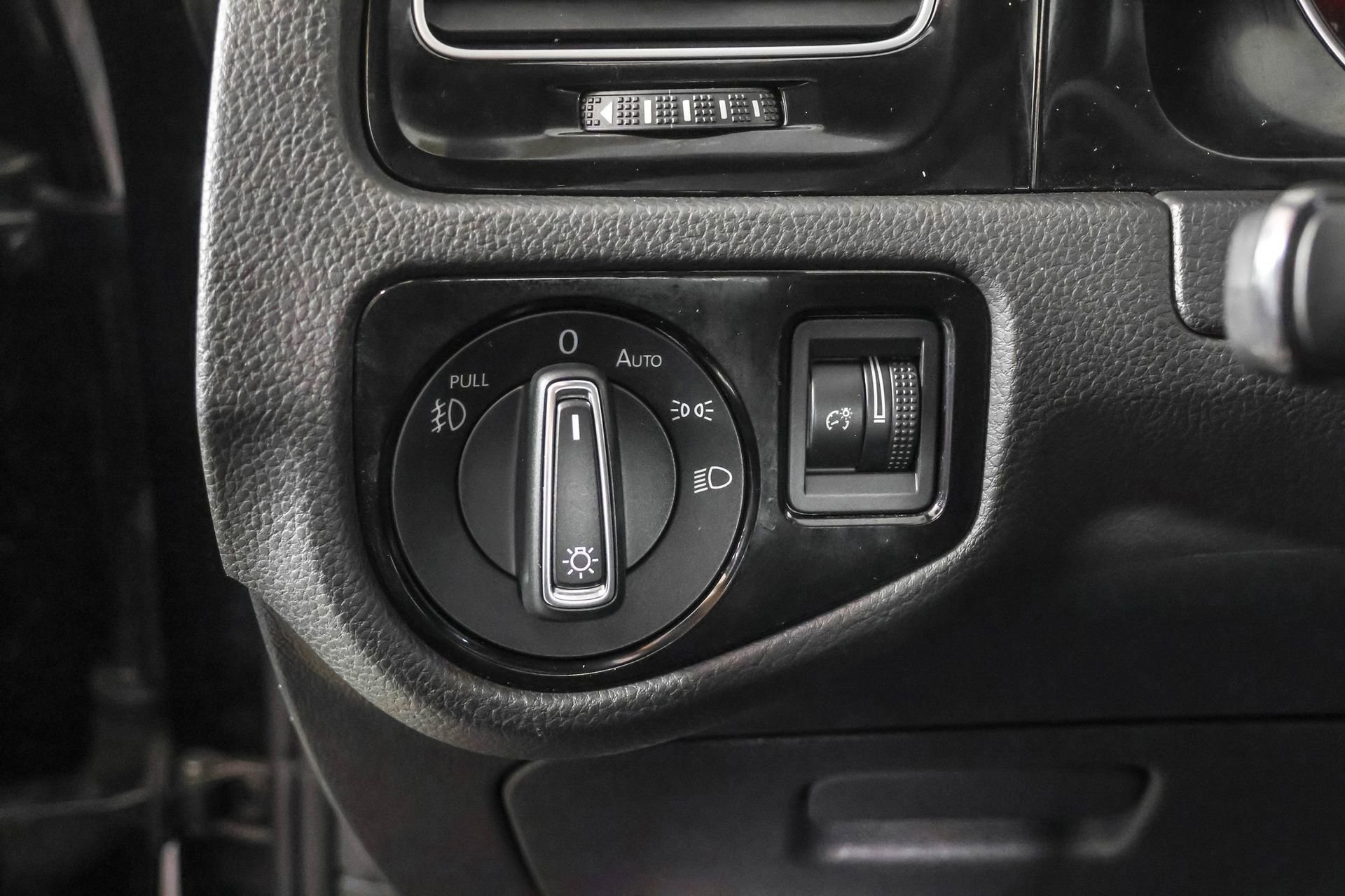 Used 2020 Volkswagen GTI Autobahn image 20