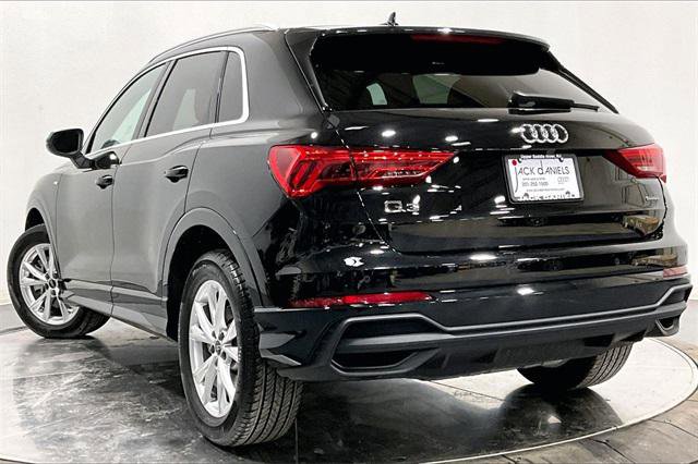Certified 2025 Audi Q3 2.0T Premium w/ Convenience Package image 11