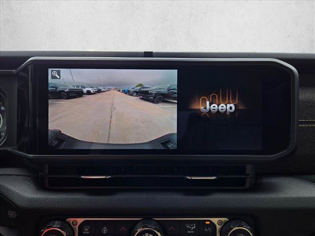 New 2026 Jeep Gladiator Willys AWD/4WD image 13
