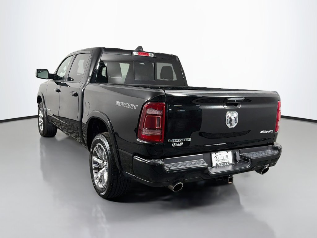 Used 2022 RAM 1500 Laramie w/ Sport Appearance Package AWD/4WD image 5