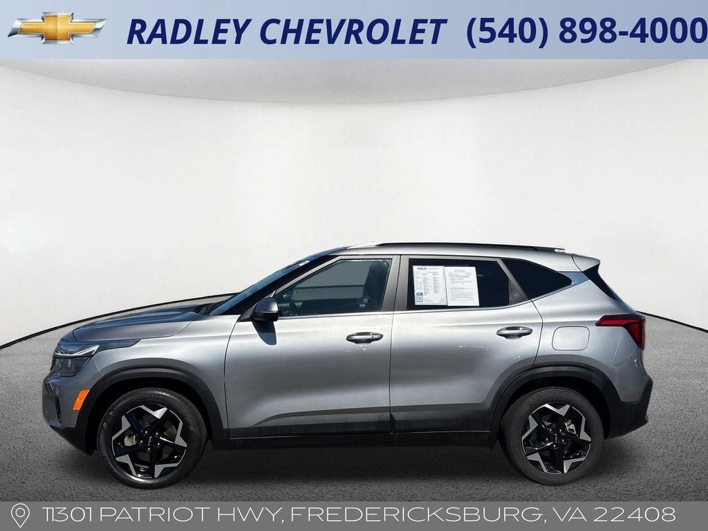 Used 2025 Kia Seltos EX w/ EX Sunroof Package AWD/4WD image 16