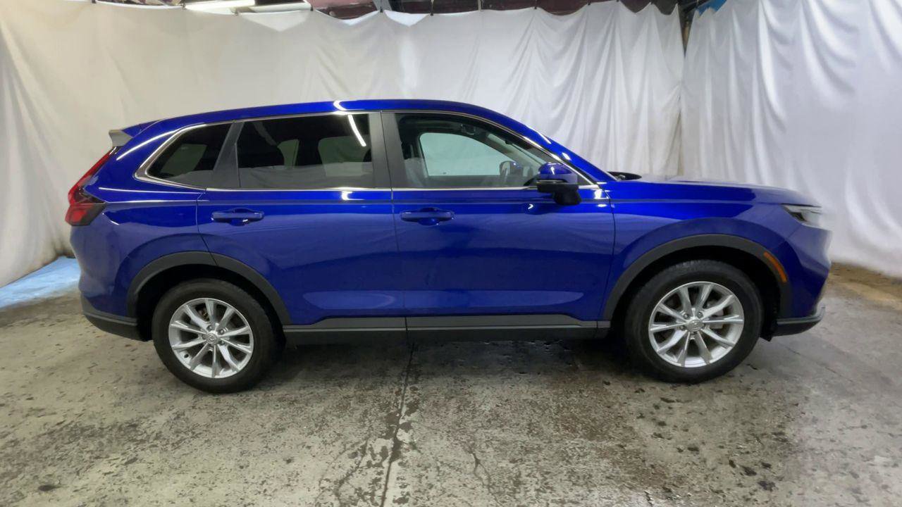 Used 2025 Honda CR-V EX-L image 9