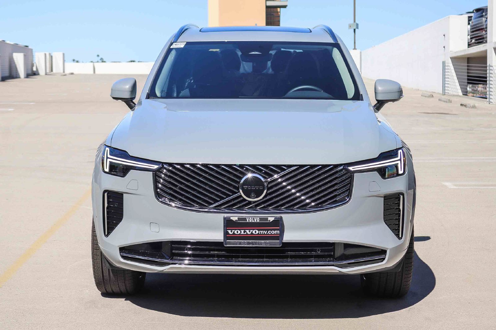 New 2027 Volvo XC90 B6 Plus AWD/4WD image 2