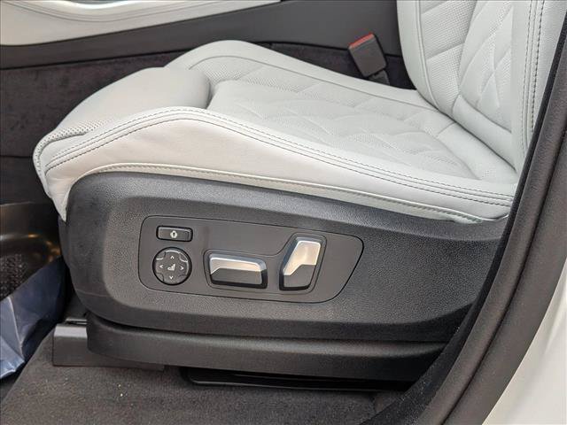 New 2026 BMW X5 xDrive40i AWD/4WD image 4