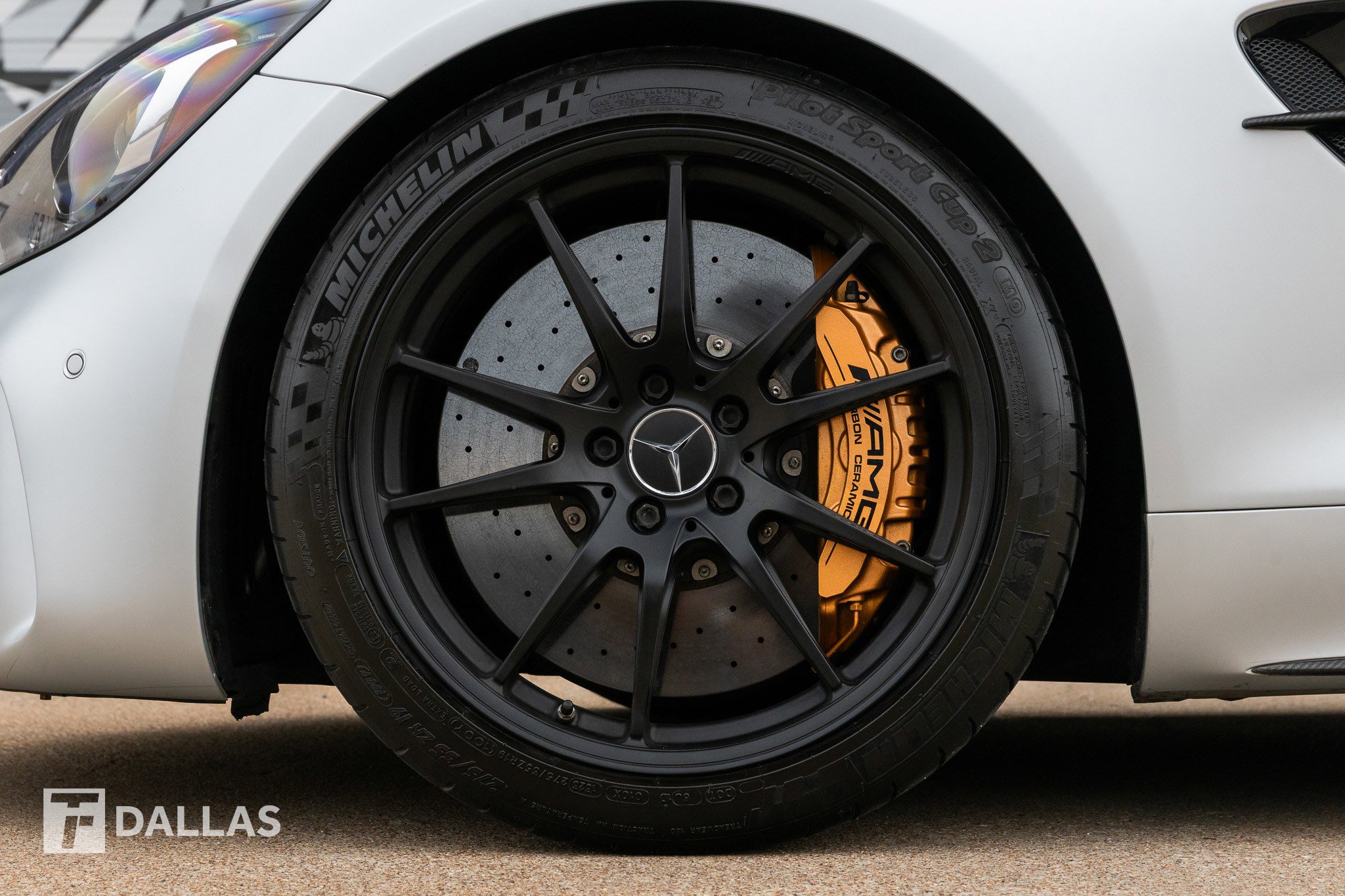 Used 2018 Mercedes-Benz AMG GT R image 10