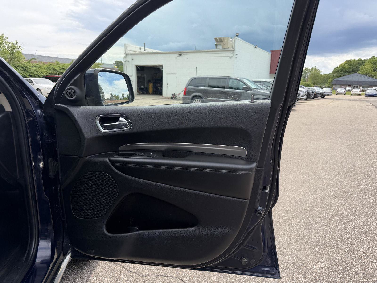 Used 2015 Dodge Durango SXT w/ Popular Equipment Group AWD/4WD image 24