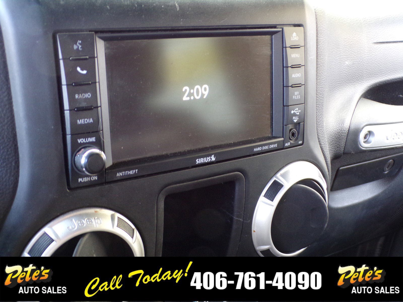 Used 2014 Jeep Wrangler Rubicon w/ Connectivity Group AWD/4WD image 22