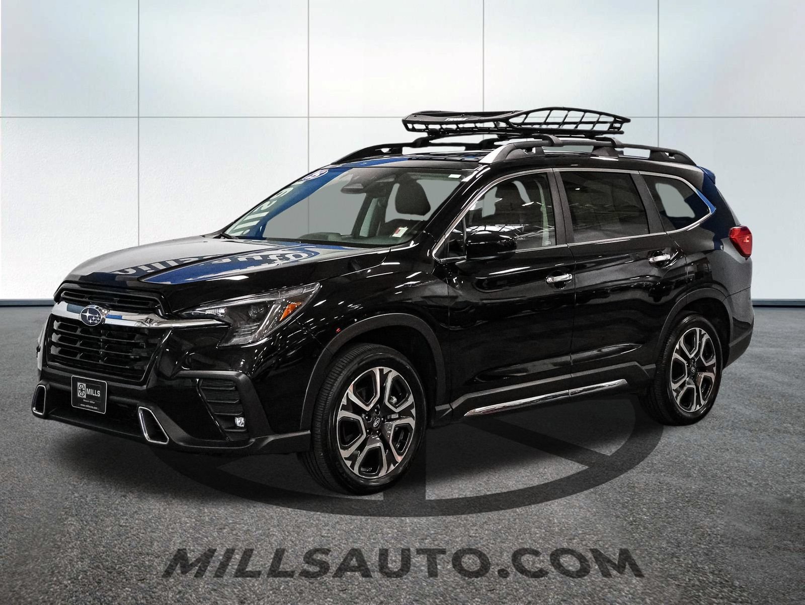 Used 2025 Subaru Ascent Touring w/ Popular Package #2 AWD/4WD image 2