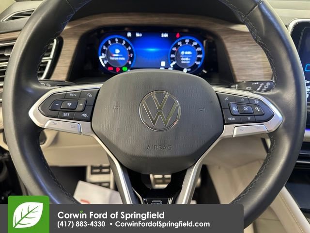 Used 2024 Volkswagen Atlas SEL Premium R-Line image 31