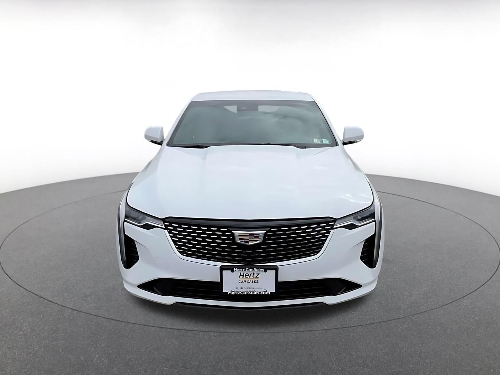 Used 2026 Cadillac CT4 Luxury RWD image 4