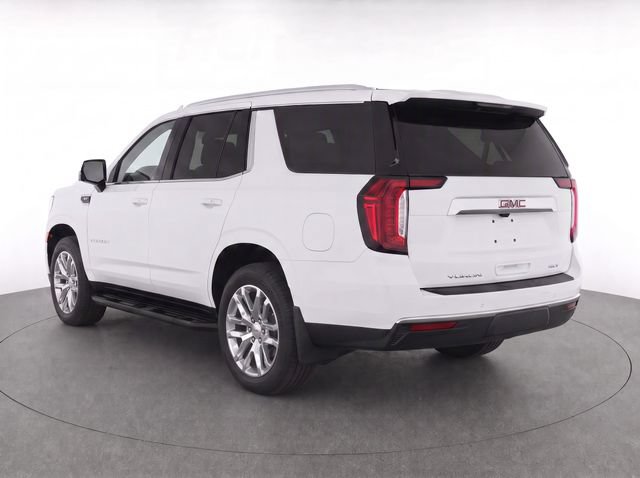 Used 2024 GMC Yukon SLT w/ SLT Luxury Package AWD/4WD image 3