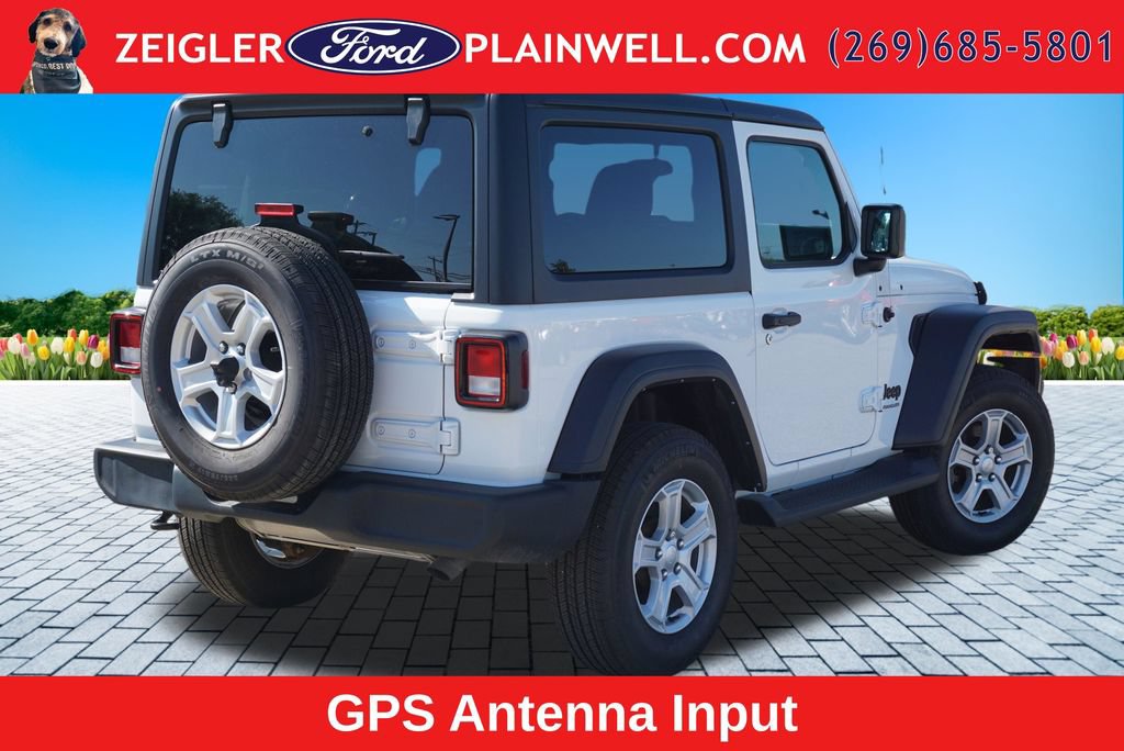 Used 2022 Jeep Wrangler Sport AWD/4WD image 5