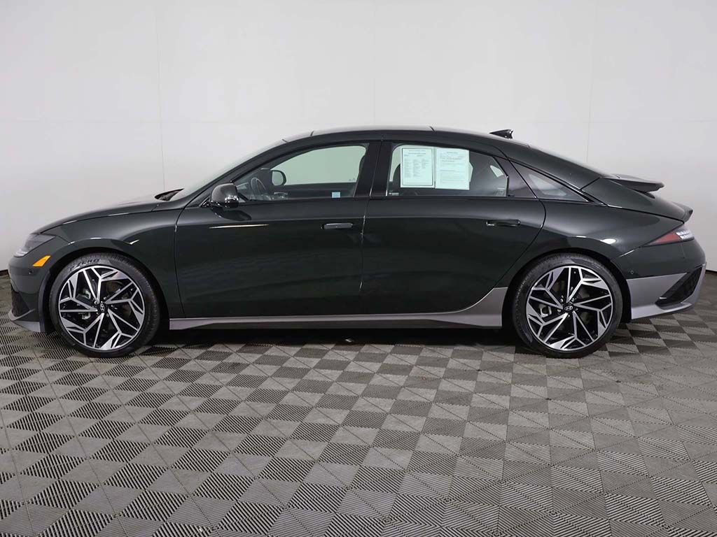 Used 2024 Hyundai Ioniq 6 Limited RWD image 20