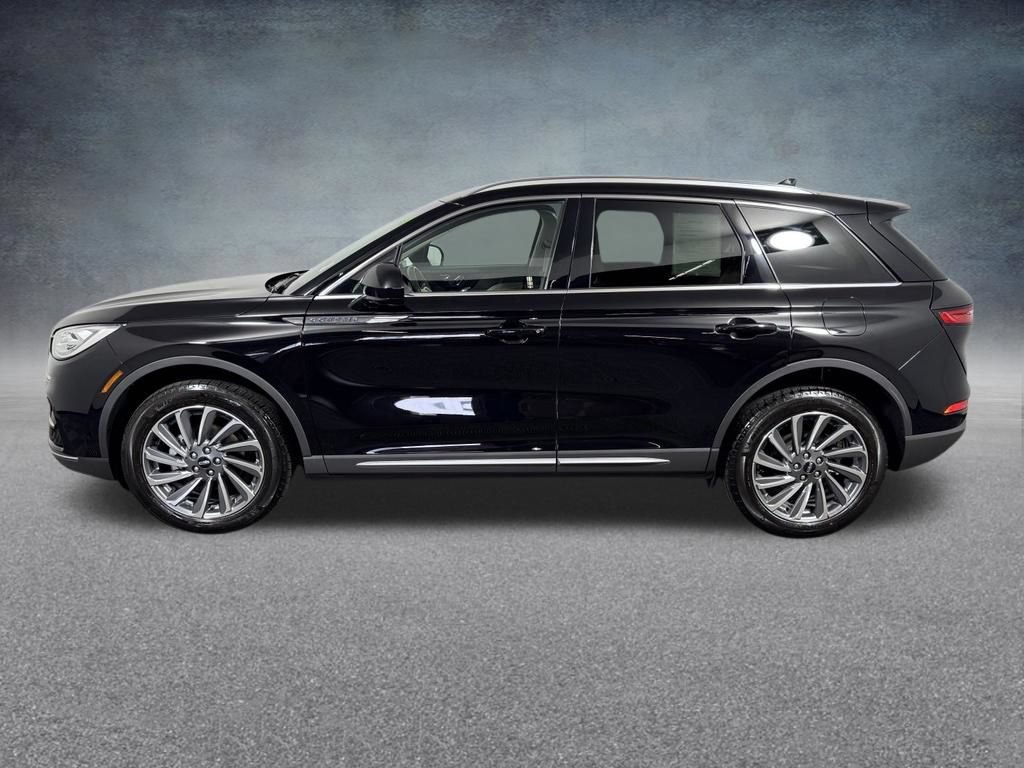Used 2023 Lincoln Corsair Reserve AWD/4WD image 3