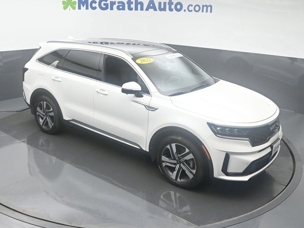 Used 2022 Kia Sorento SX Prestige w/ Panoramic Sunroof Package image 3