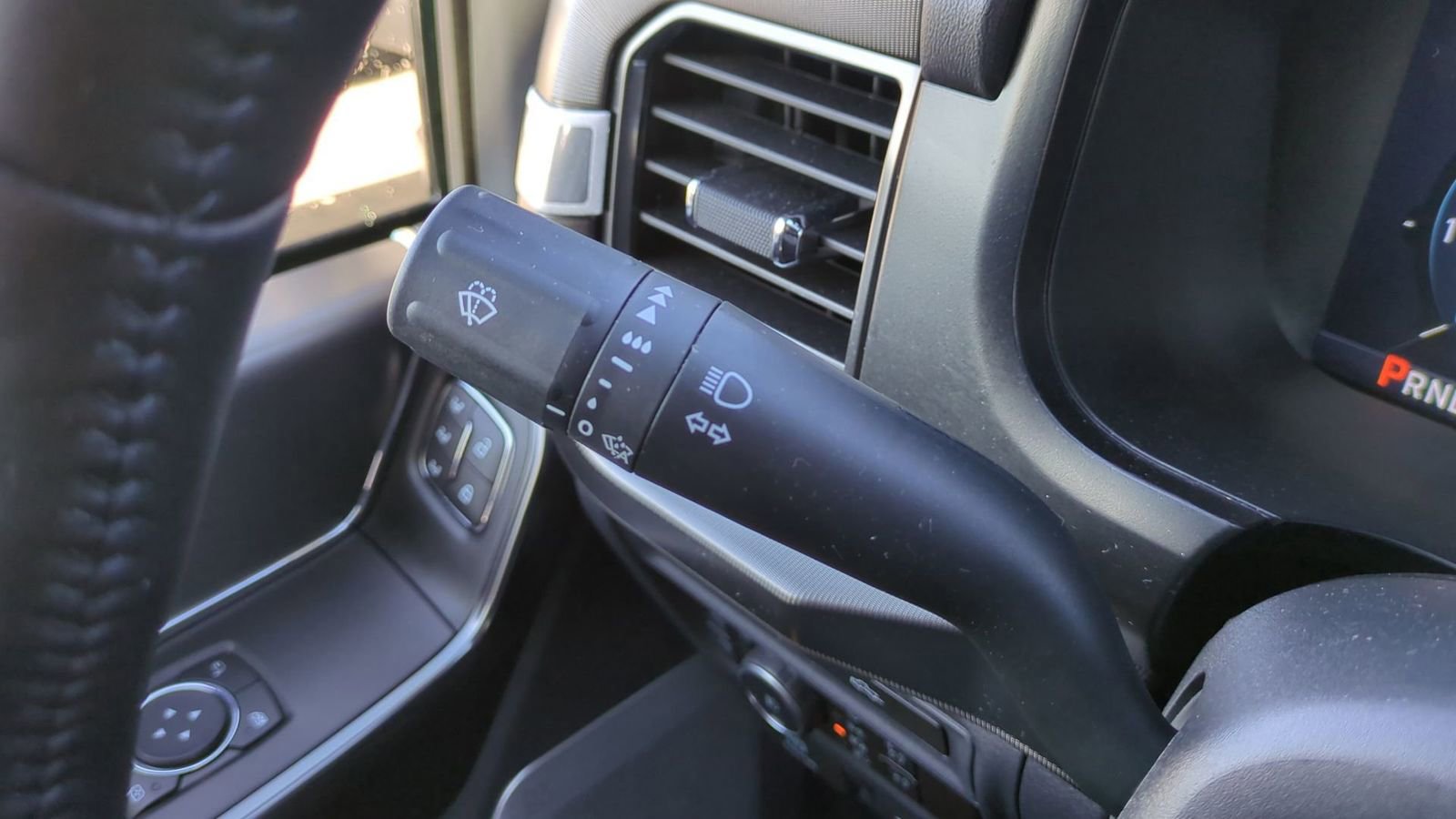 Certified 2024 Ford F150 Platinum w/ Equipment Group 702A High image 31