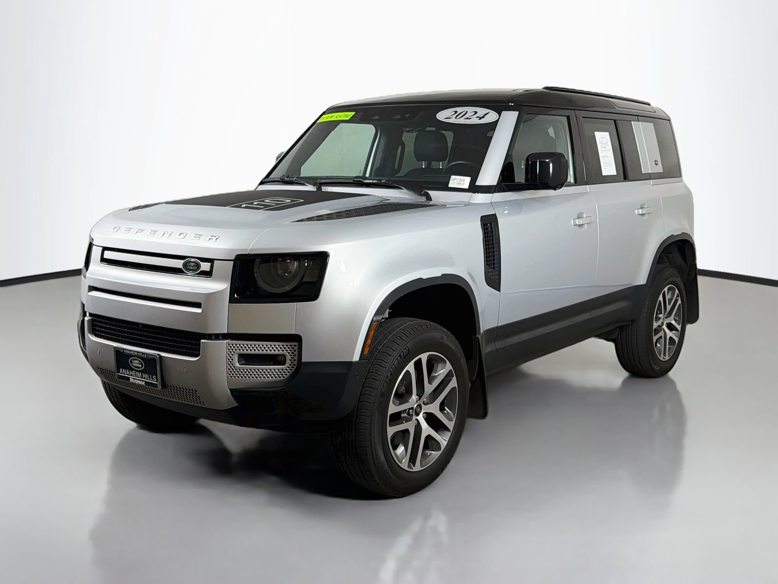Used 2024 Land Rover Defender 110 S AWD/4WD image 1