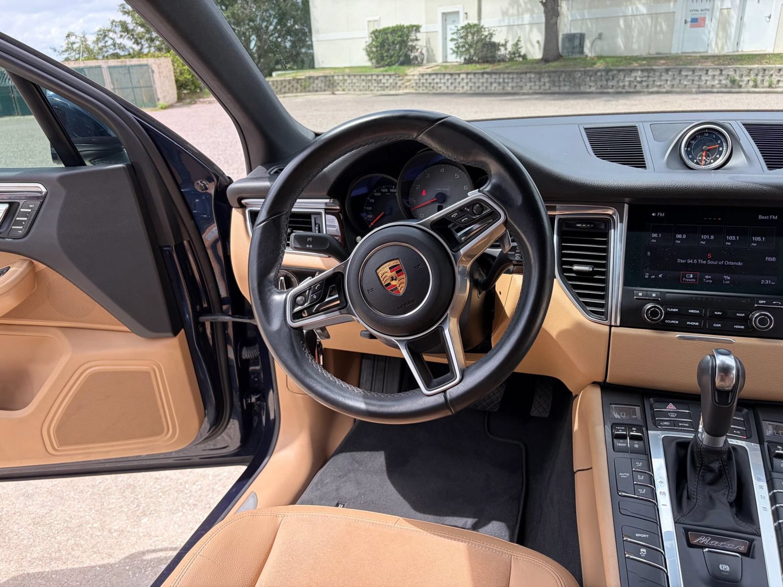 Used 2017 Porsche Macan S AWD/4WD image 26