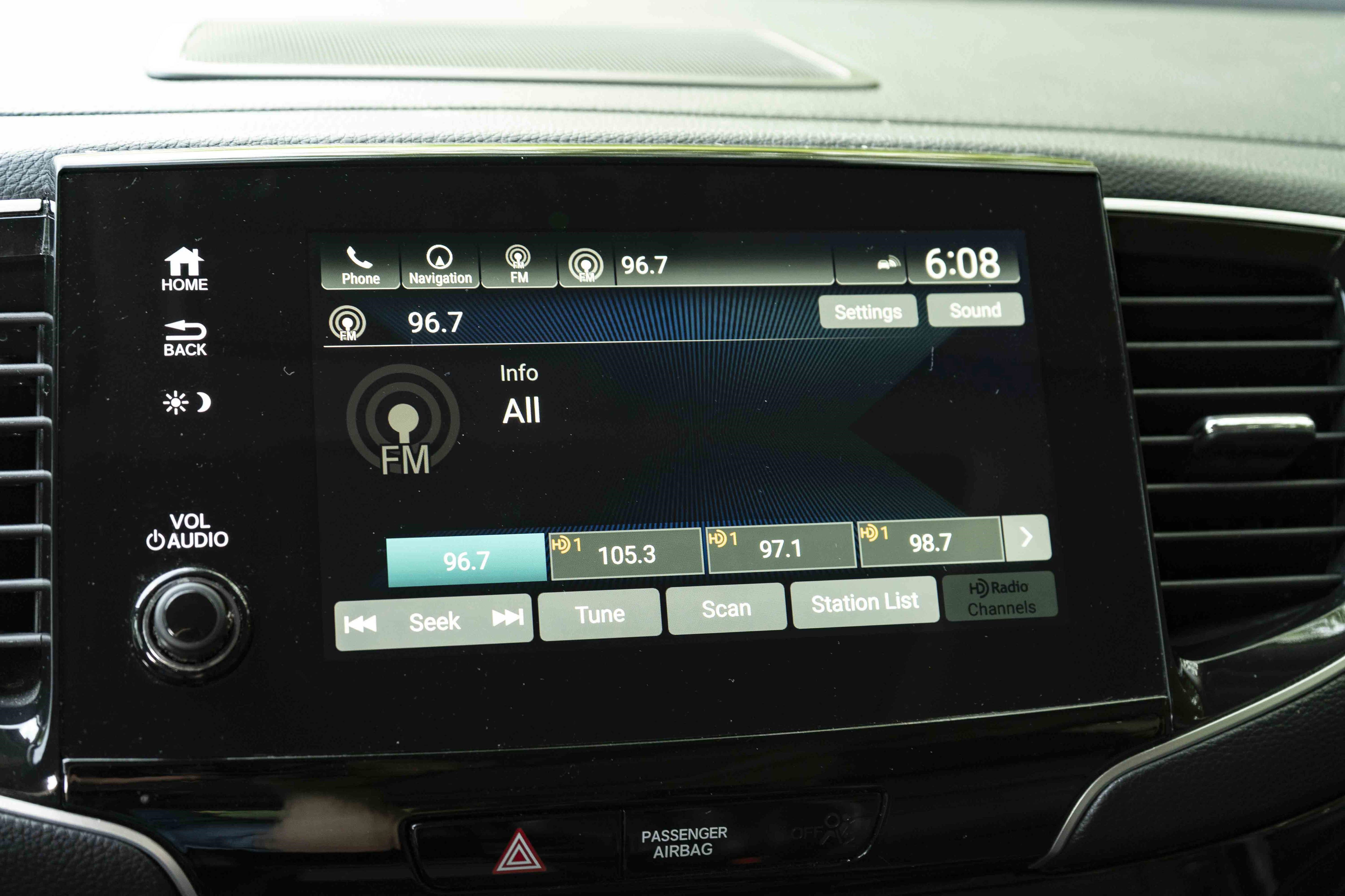 Used 2020 Honda Pilot Elite image 29