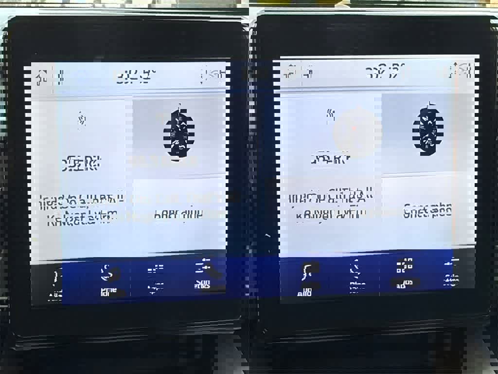 Certified 2024 Ford Explorer 2WD image 28