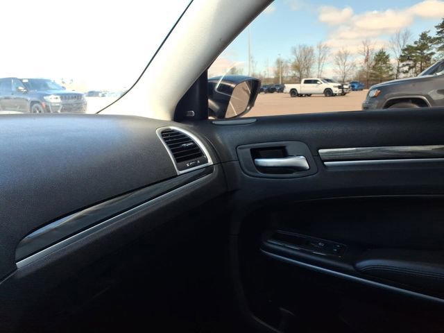 Used 2019 Chrysler 300 Touring L w/ Quick Order Package 22F AWD/4WD image 12