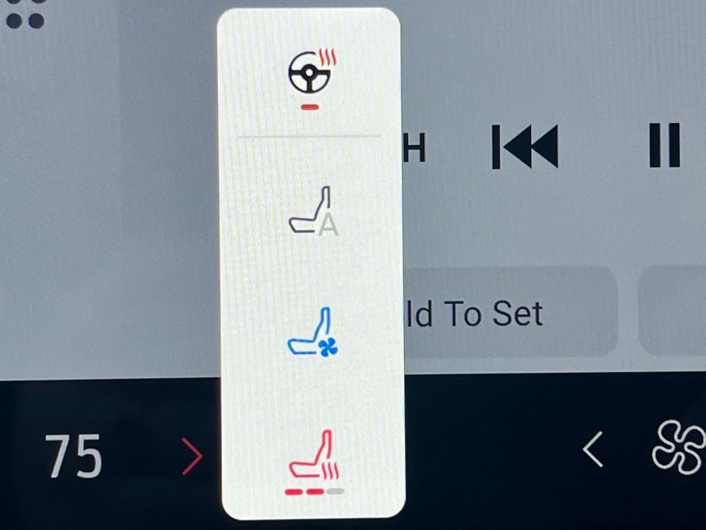 New 2026 Ford Explorer Platinum w/ LUX Leather Package image 14