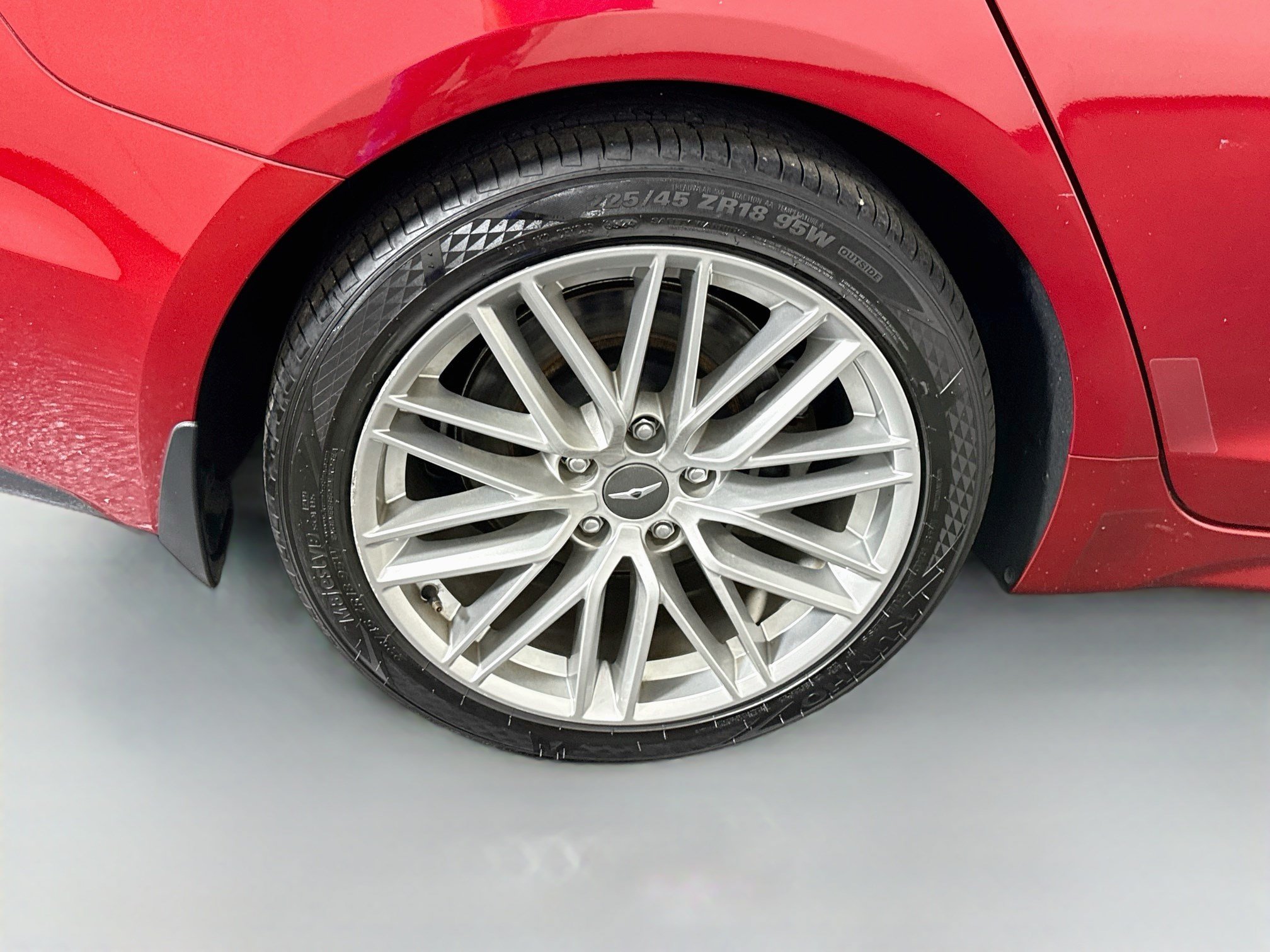 Used 2021 Genesis G70 2.0T RWD image 33