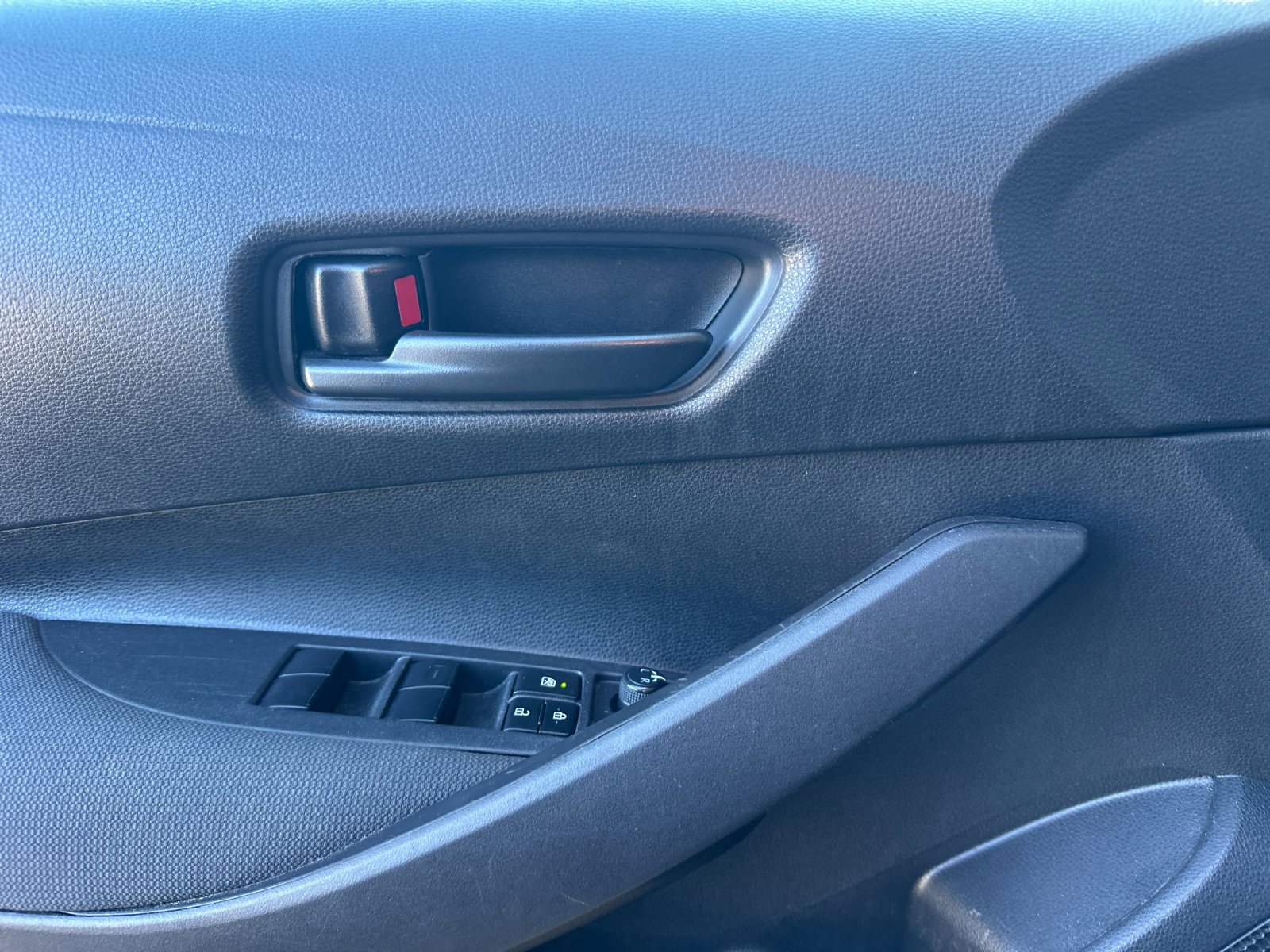 Used 2024 Toyota Corolla LE image 10