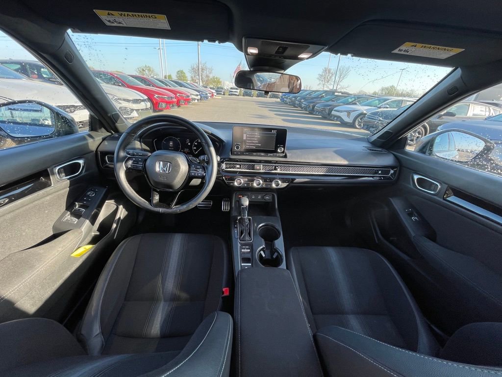 Used 2025 Honda Civic Sport image 22