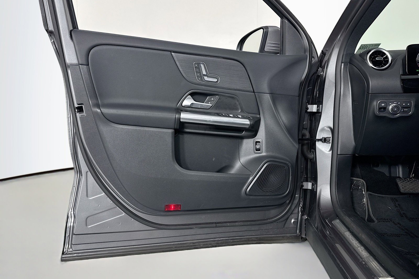 Certified 2026 Mercedes-Benz GLA 250 image 21