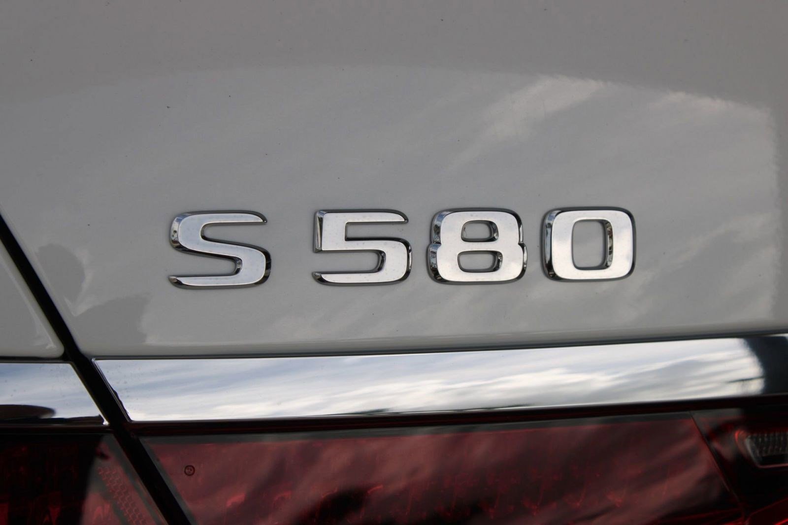 New 2026 Mercedes-Benz S 580 4MATIC Sedan image 21