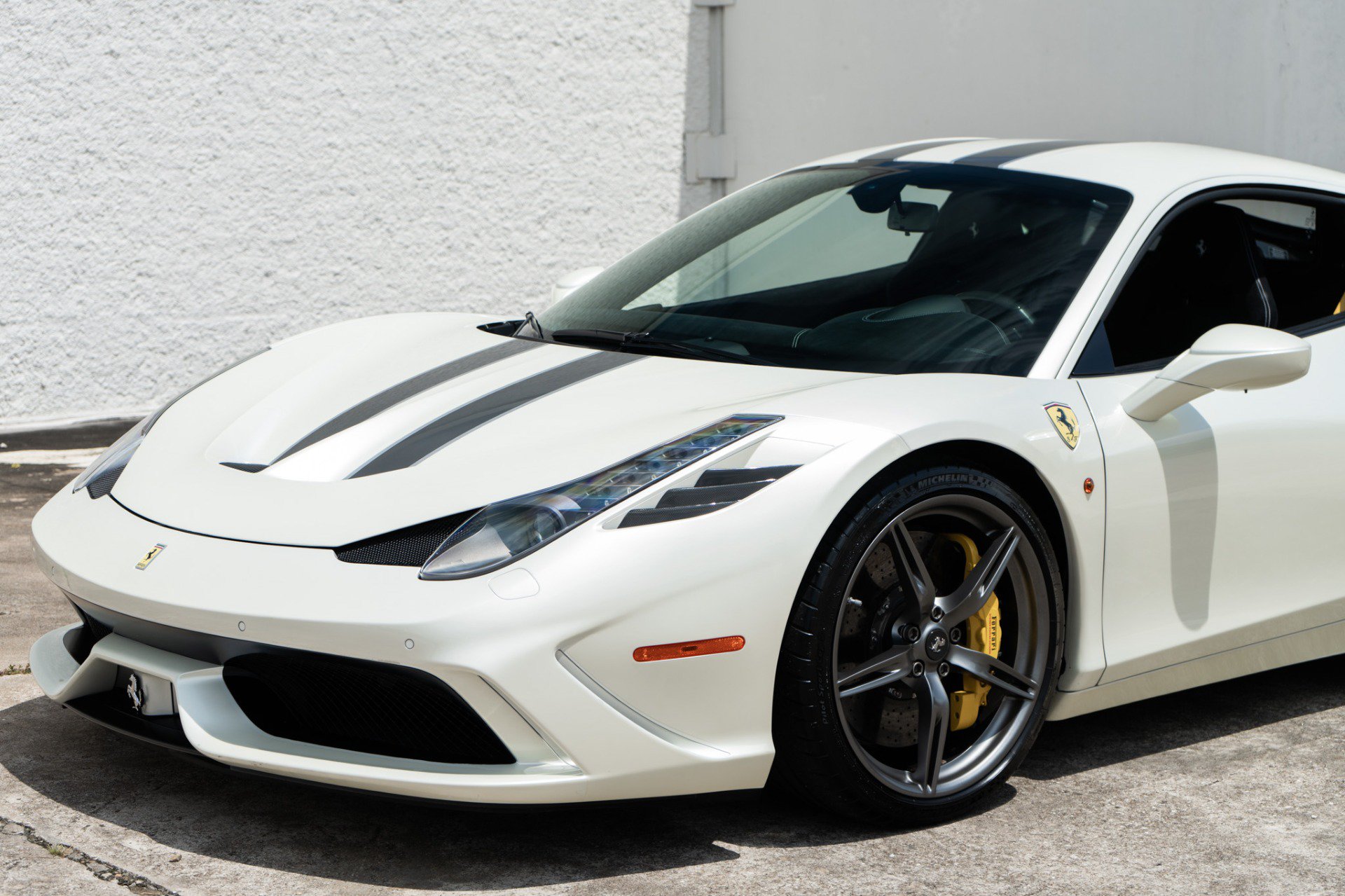 Used 2015 Ferrari 458 Speciale Coupe RWD image 18