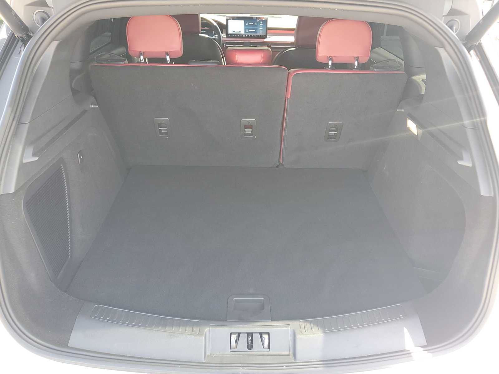 Used 2023 Lincoln Corsair Reserve FWD image 21