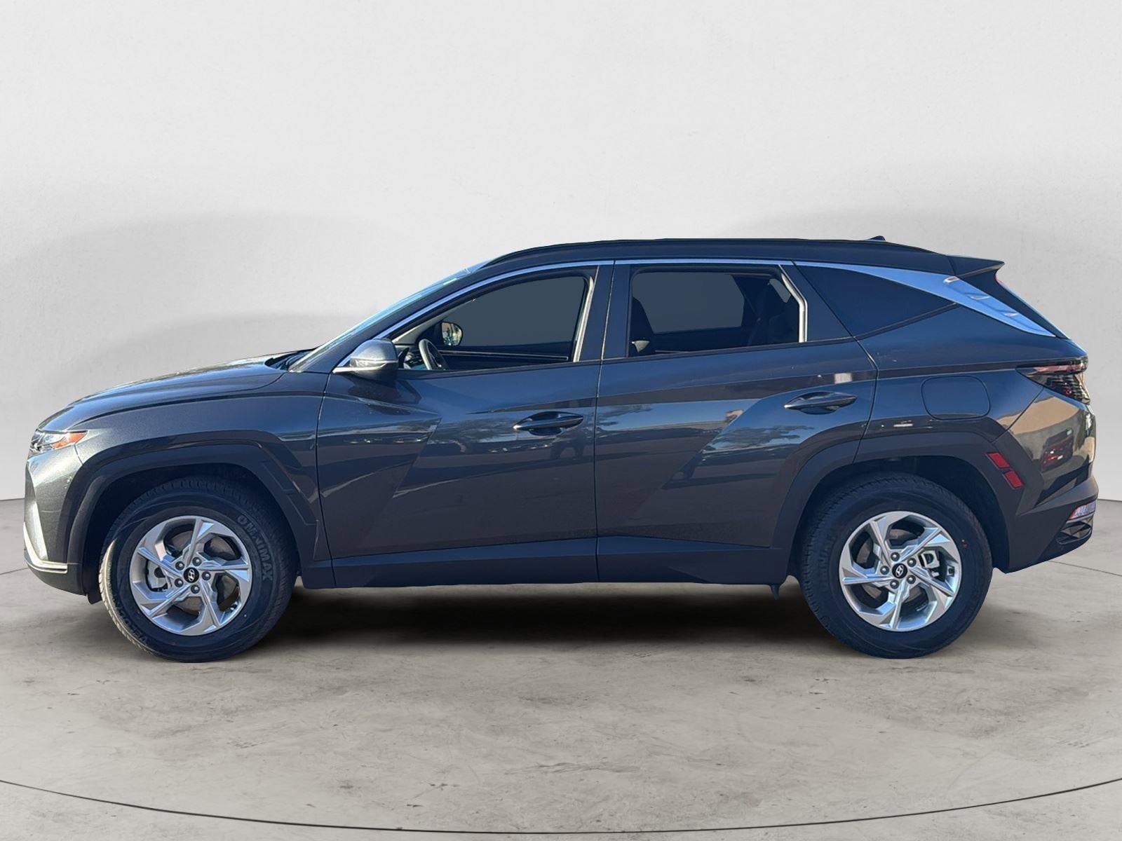 Used 2023 Hyundai Tucson SEL w/ Cargo Package image 3