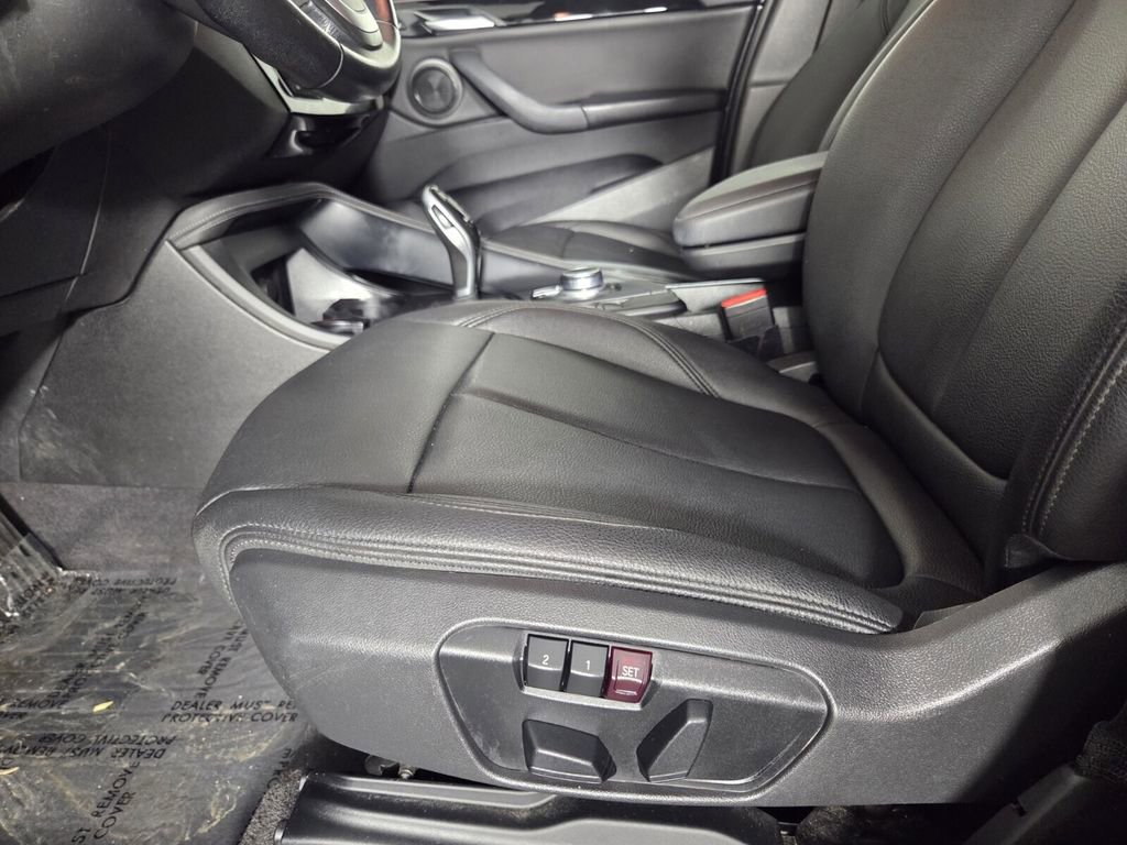 Used 2020 BMW X1 sDrive28i image 13