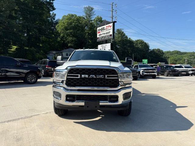 Used 2024 RAM 3500 SLT w/ Quick Order Package 2YG SLT AWD/4WD image 12